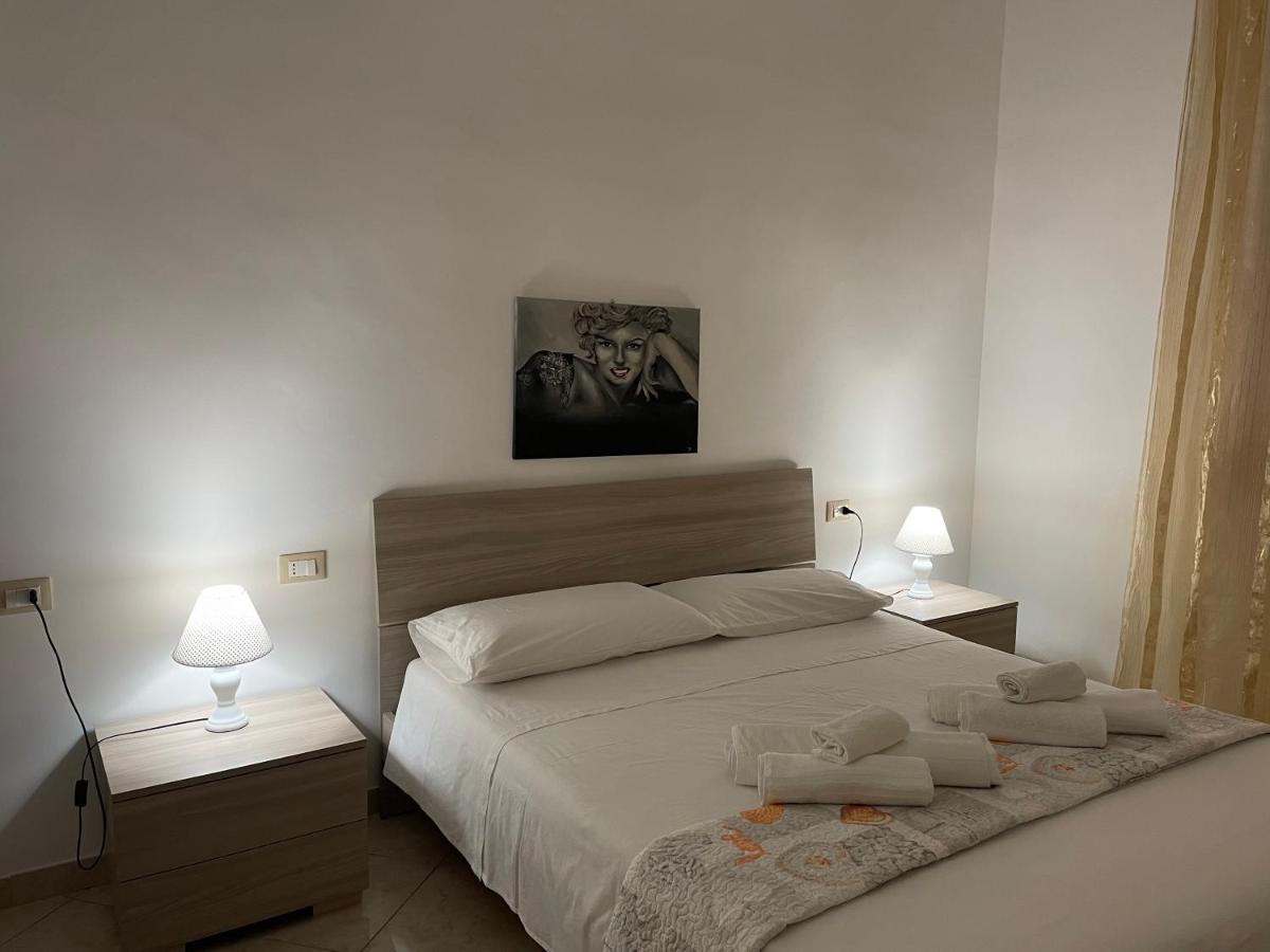Casa Vacanze Sicily Home 阿沃拉 外观 照片